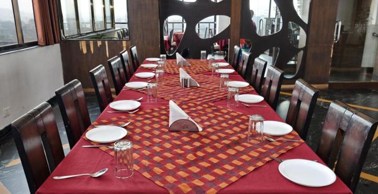 Hotel Pink Pearl Raigarh Bagian luar foto